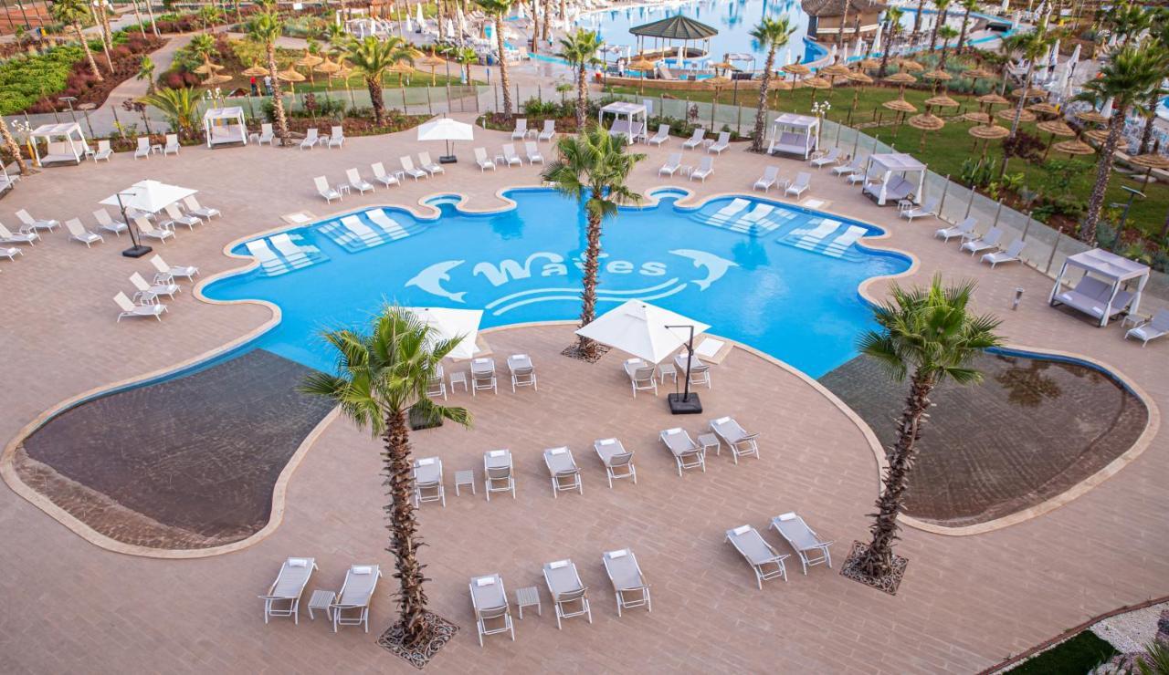 Waves Aqua Resort Kenitra Exterior photo The swimming pool at the hotel